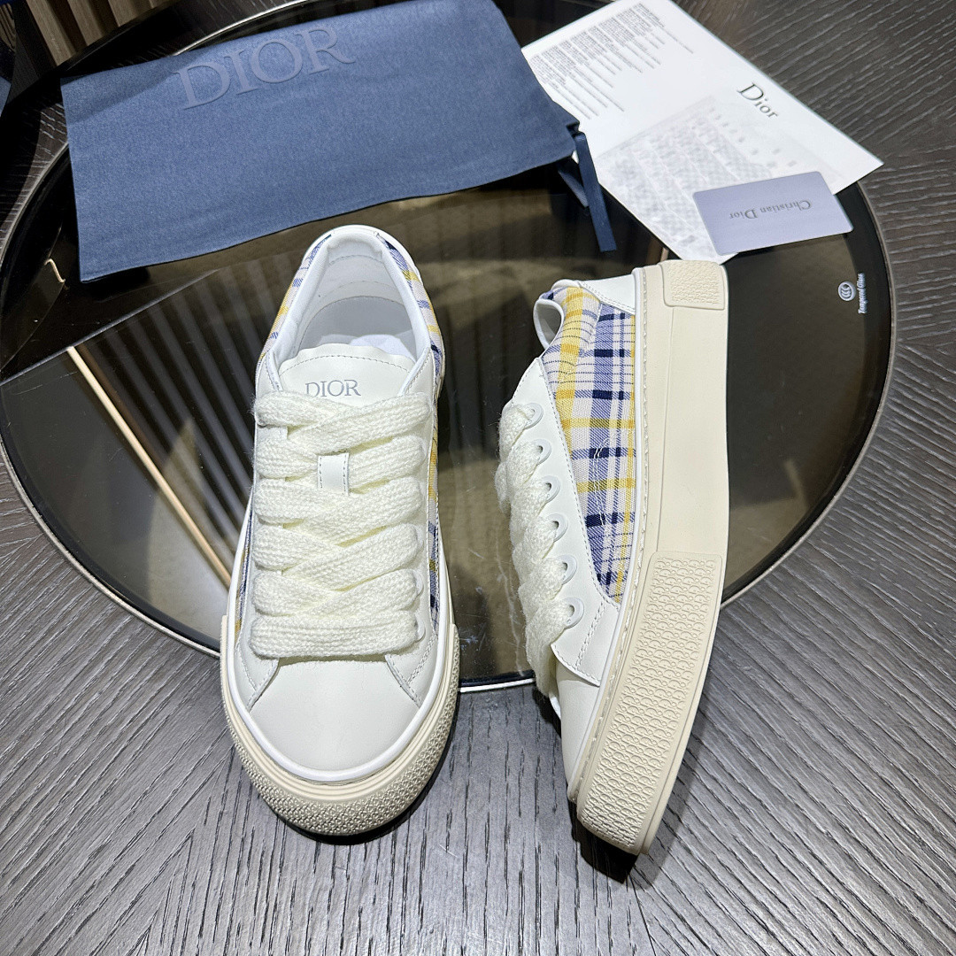 DR B33 Sneaker