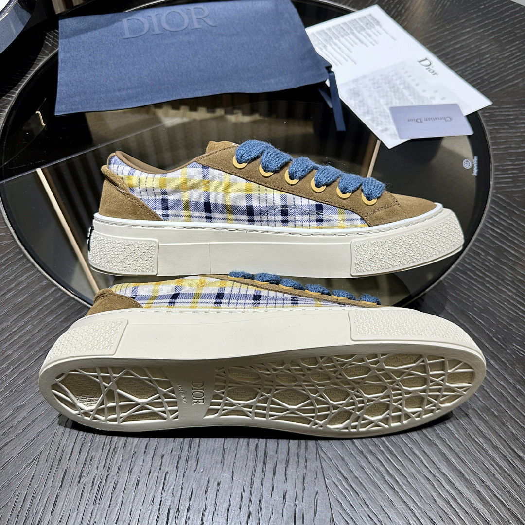 DR B33 Sneaker