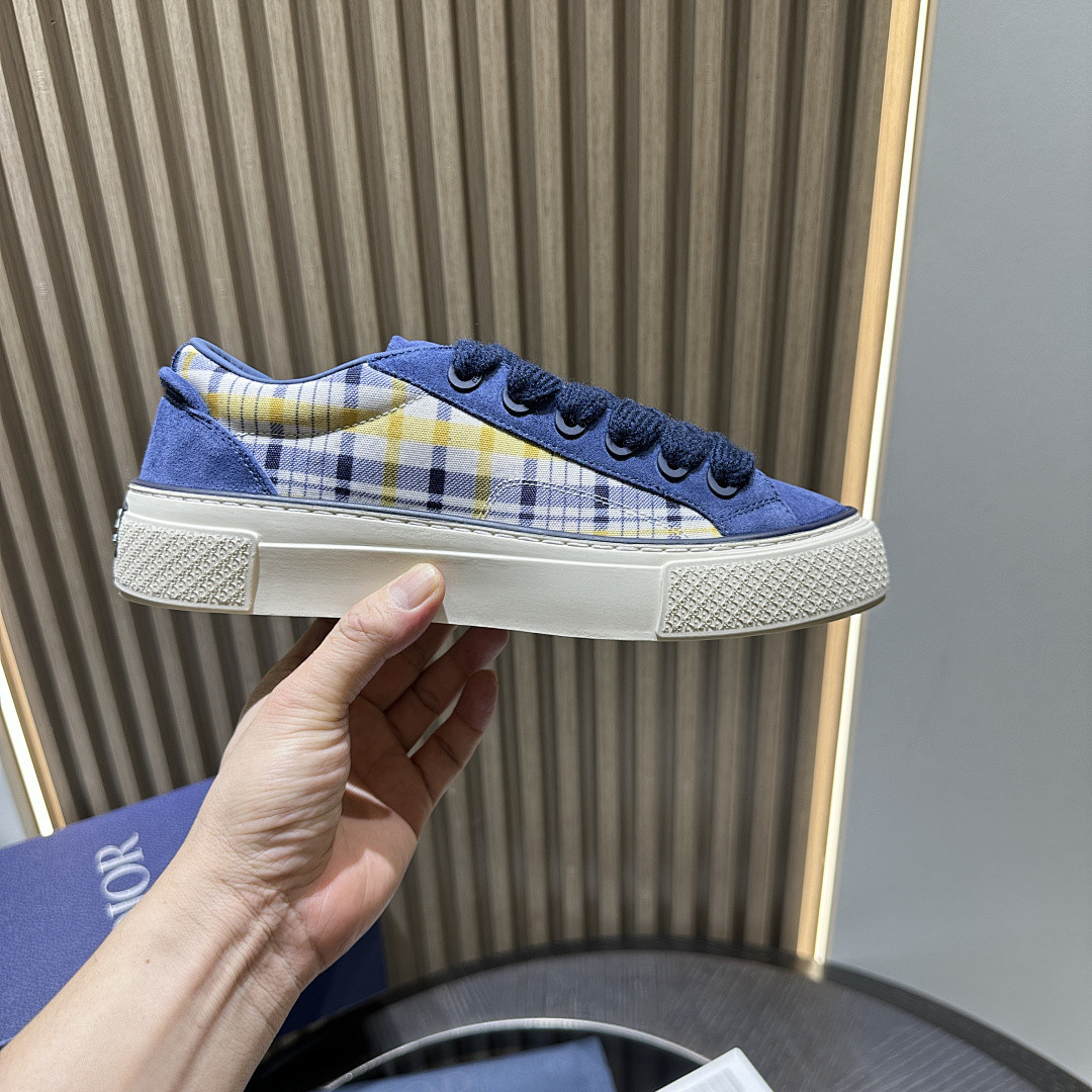 DR B33 Sneaker