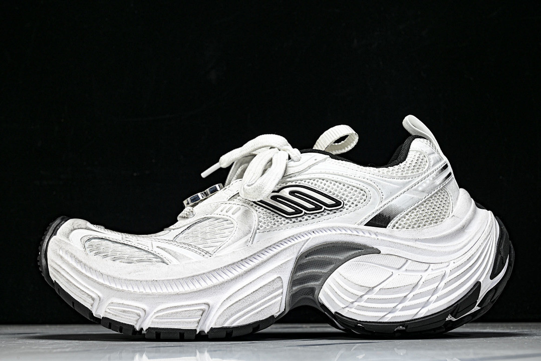 Ba1en*iaga 6XL Sneaker