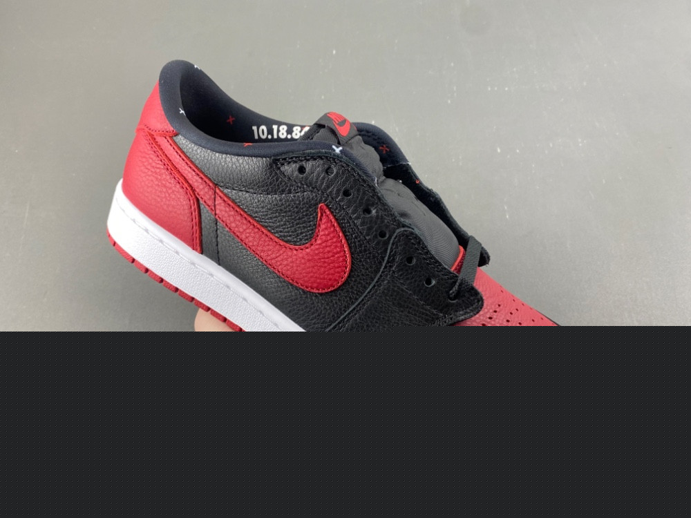 Air Jordan 1 Low OG “Banned” IW6276-001