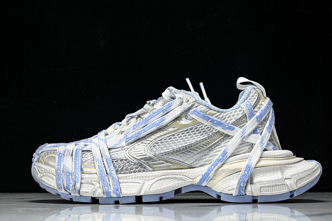 Ba1en*iaga Sneaker 3XL
