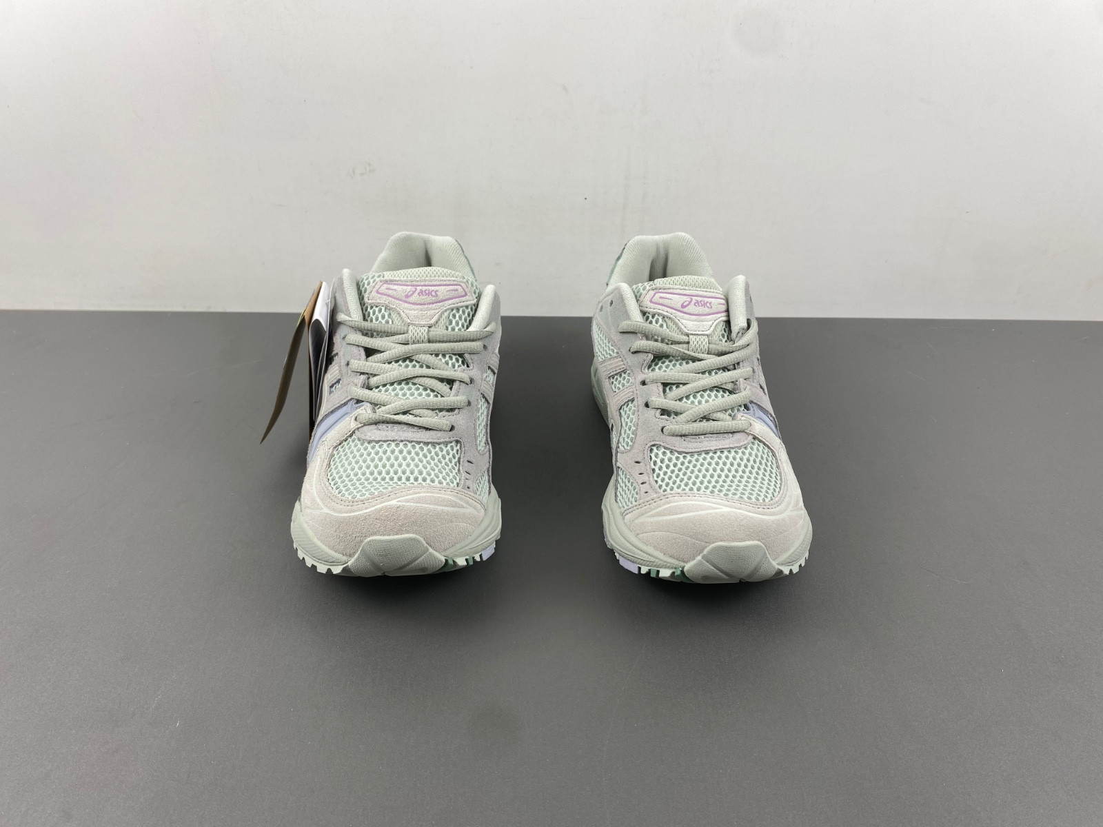 As*ic*s gel-kayano 14  1201a019-024