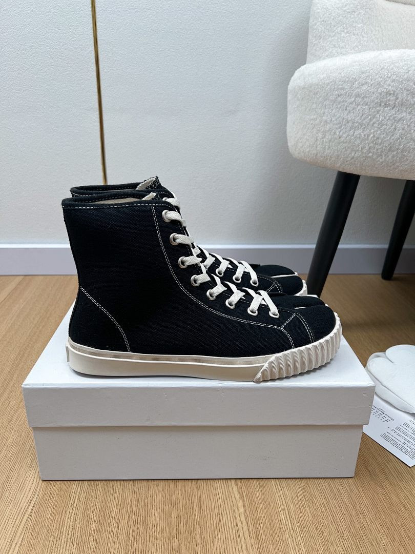 Ma1s0n Marg*e1a Sneakers