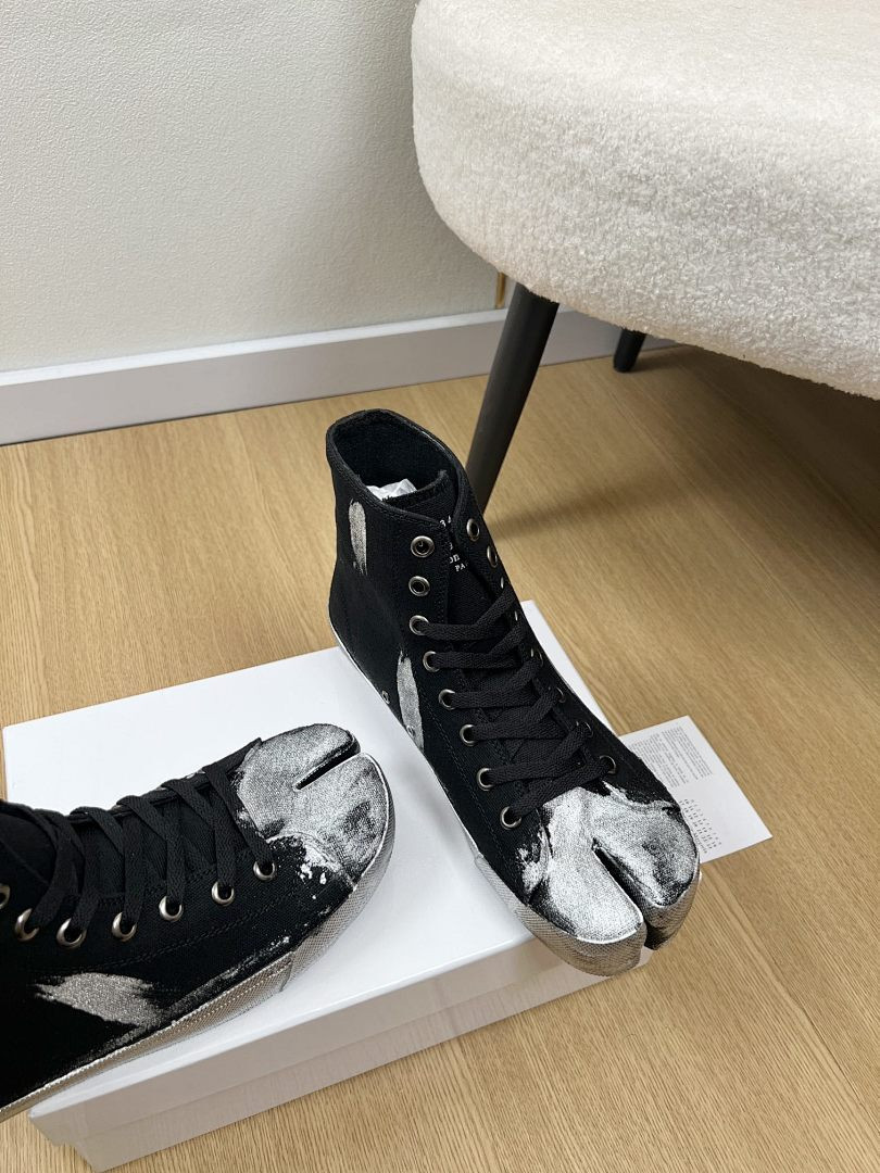 Ma1s0n Marg*e1a Sneakers