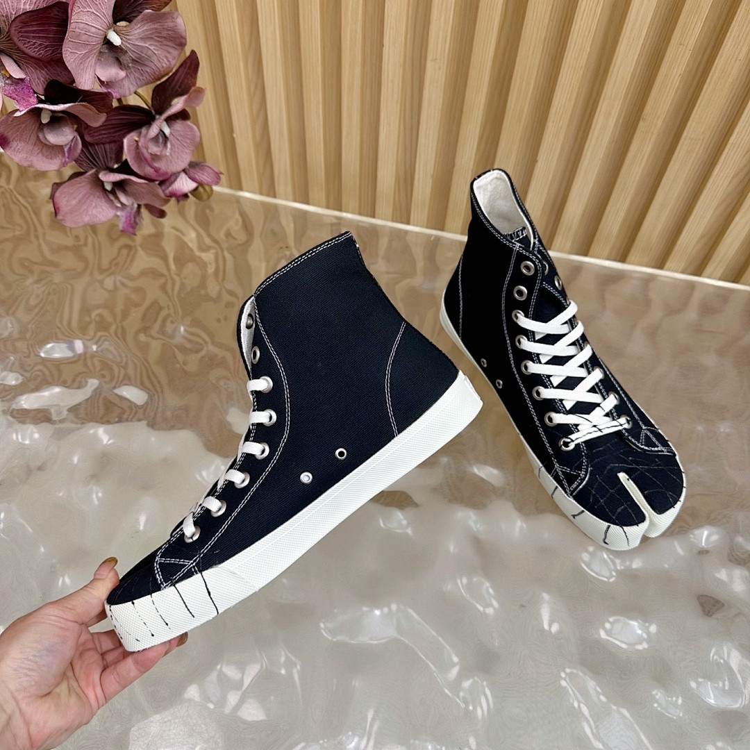 Ma1s0n Marg*e1a Sneakers