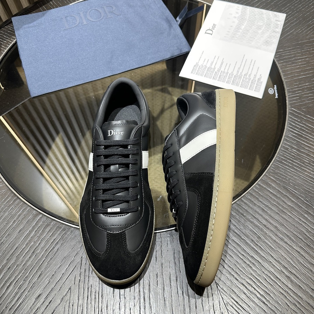 DR B01 Sneaker
