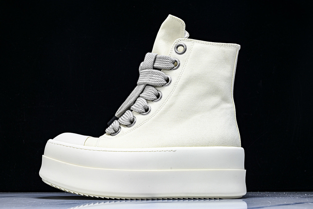 RO Sneakers