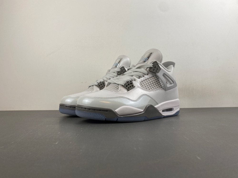 Air Jordan 4 Retro HV4401-014