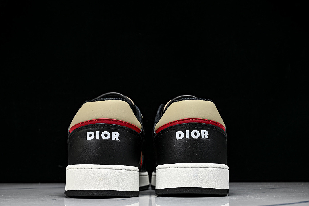 DR B27 Sneaker