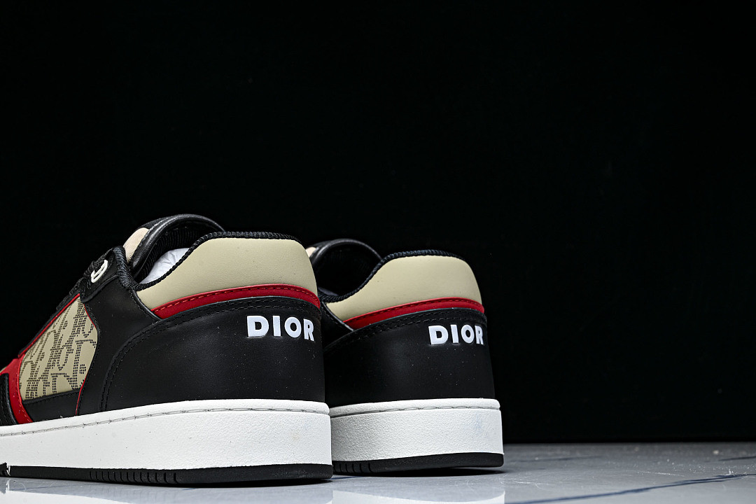 DR B27 Sneaker