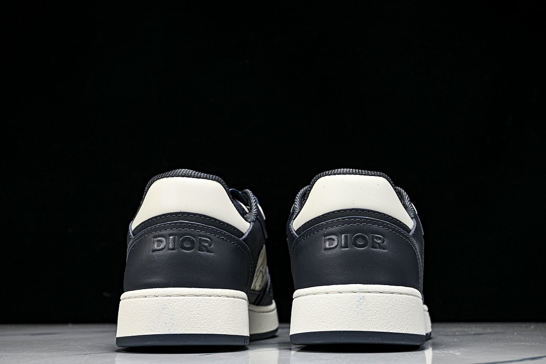 DR B27 Sneaker