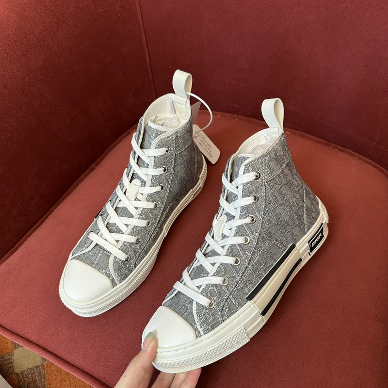 DR B23 High Top Sneaker