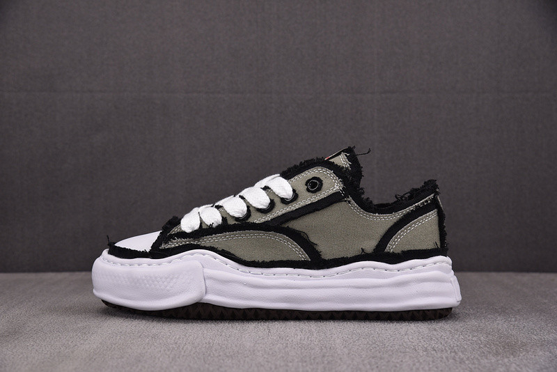 Ma1s0n Mihara Sneakers