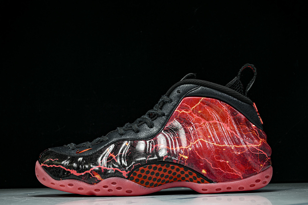 Stranger Things x Nike Foamposite IR7336-001