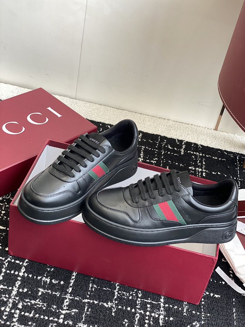 GC Sneakers