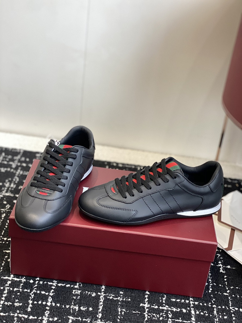 GC Sneakers