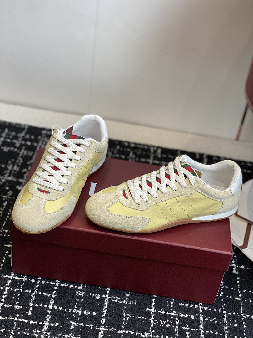 GC Sneakers