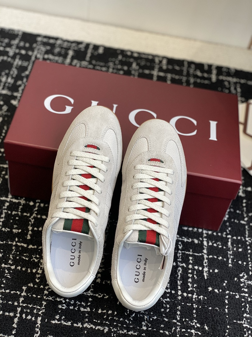 GC Sneakers