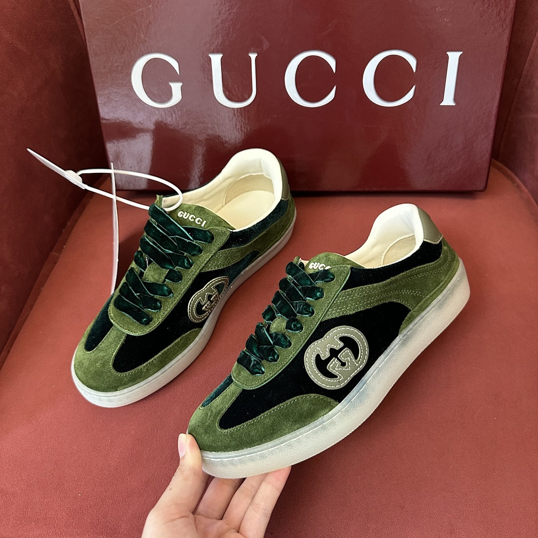 GC Sneakers