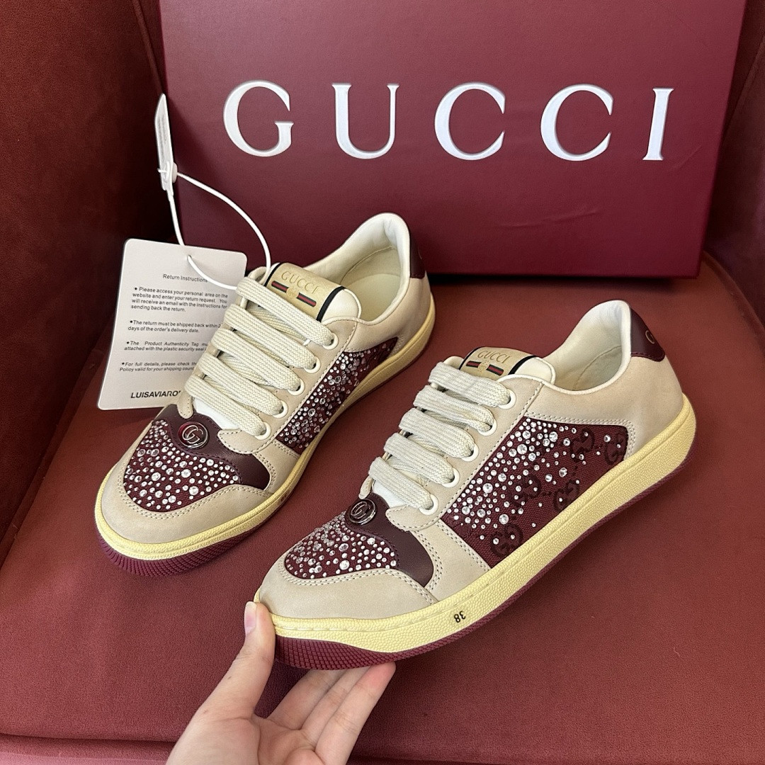 GC Sneakers