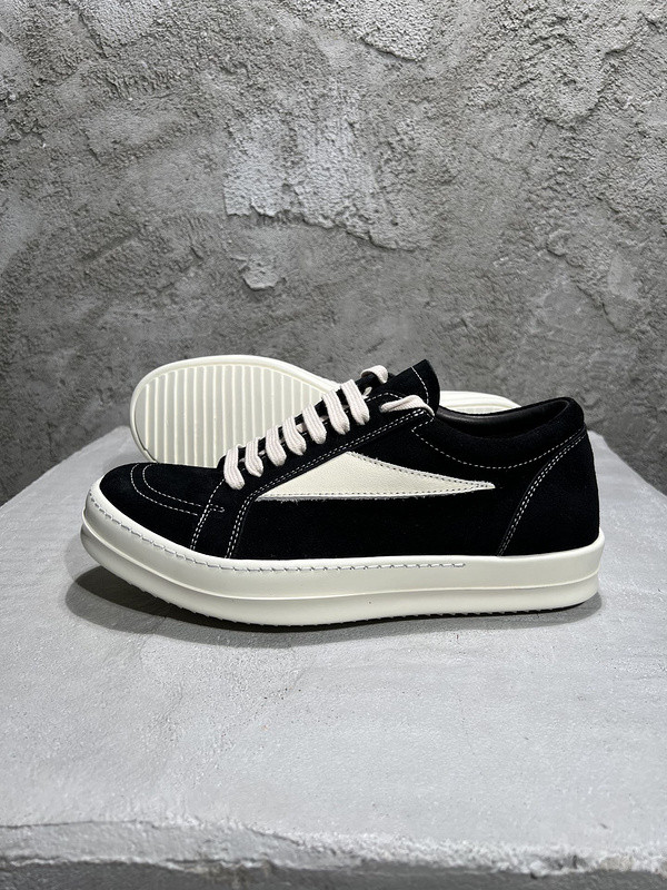 RO Sneakers