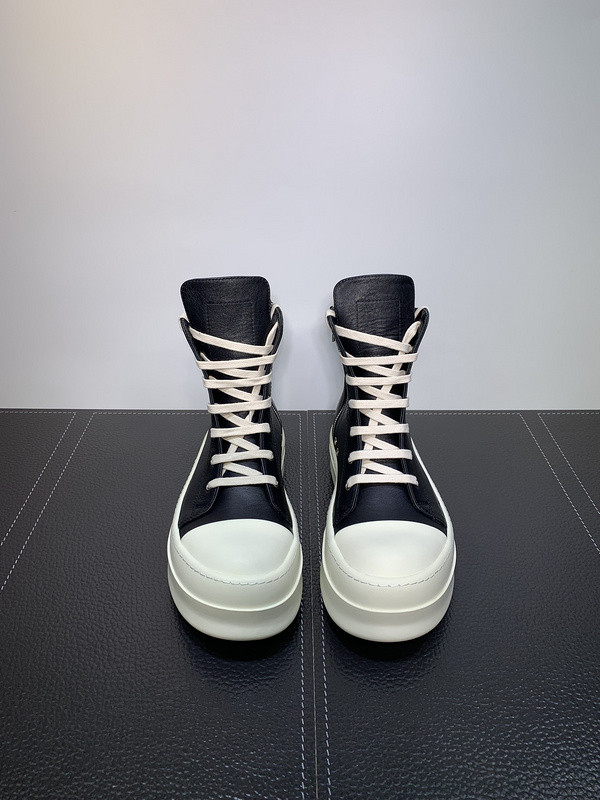 RO Sneakers