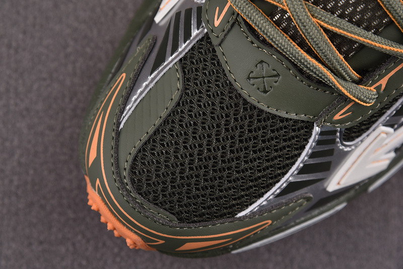 OFF-WHITE BE RIGHT BACK