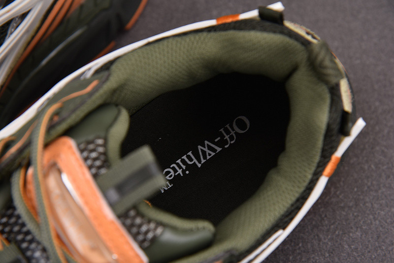 OFF-WHITE BE RIGHT BACK