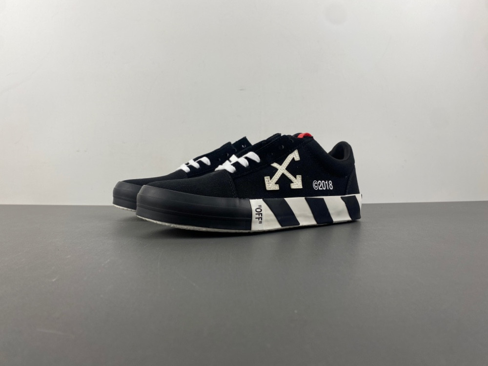 OFF-WHITE Virgil Abloh Vulc Low Top