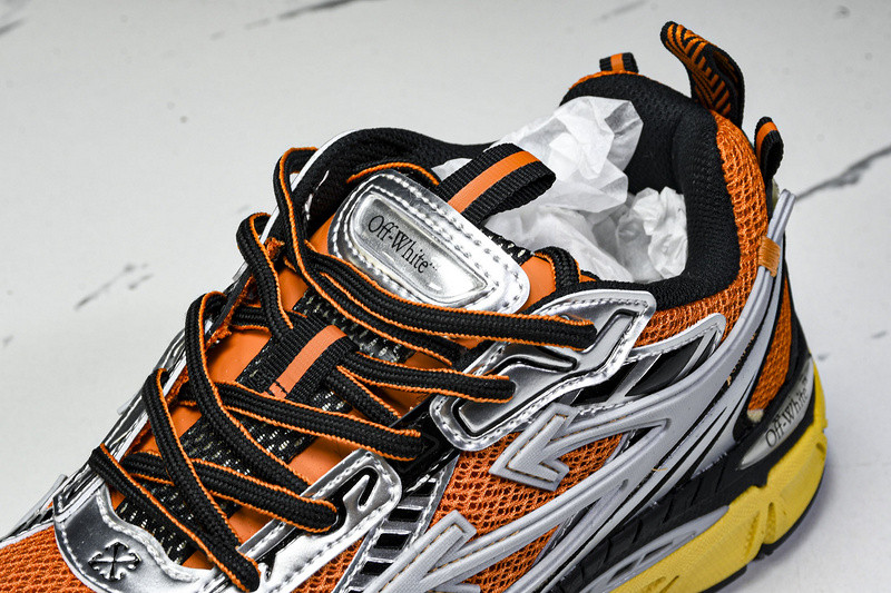 OFF-WHITE BE RIGHT BACK