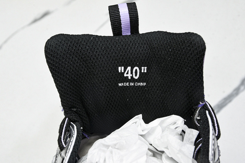 OFF-WHITE BE RIGHT BACK