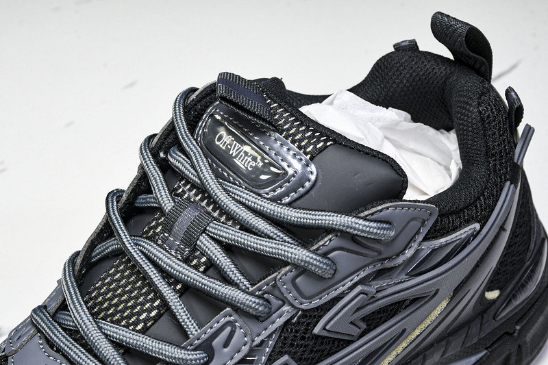 OFF-WHITE BE RIGHT BACK