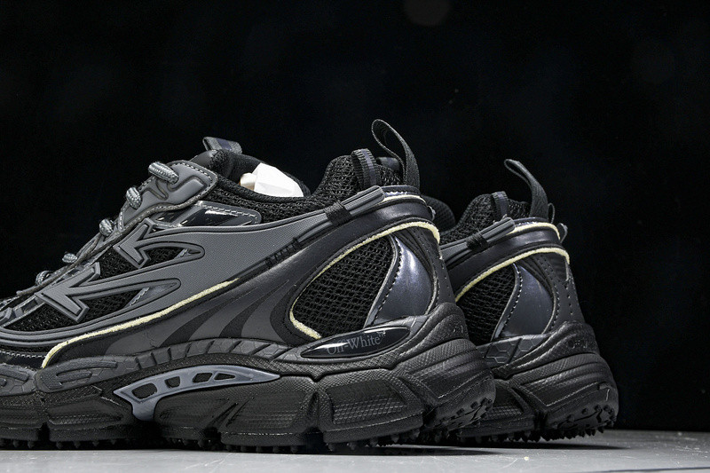 OFF-WHITE BE RIGHT BACK