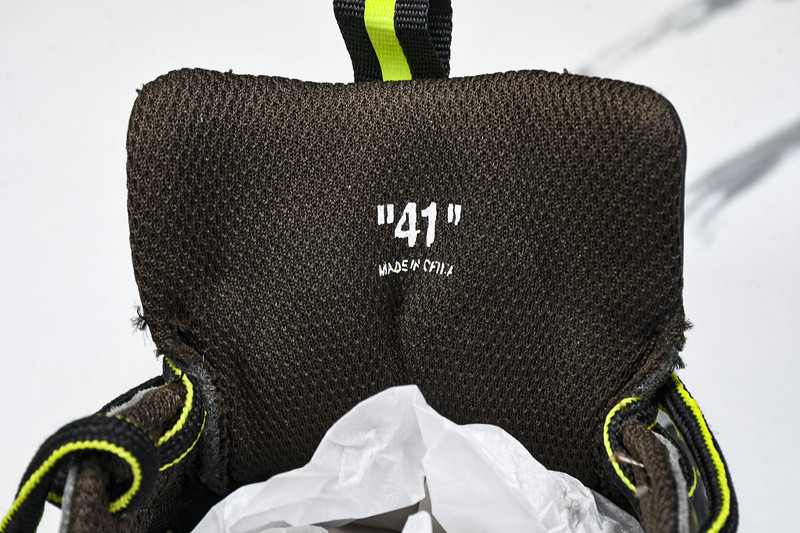 OFF-WHITE BE RIGHT BACK