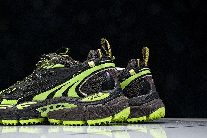 OFF-WHITE BE RIGHT BACK