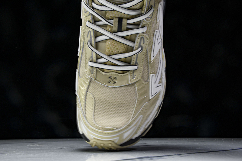 OFF-WHITE BE RIGHT BACK