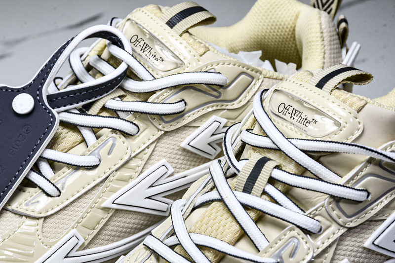 OFF-WHITE BE RIGHT BACK