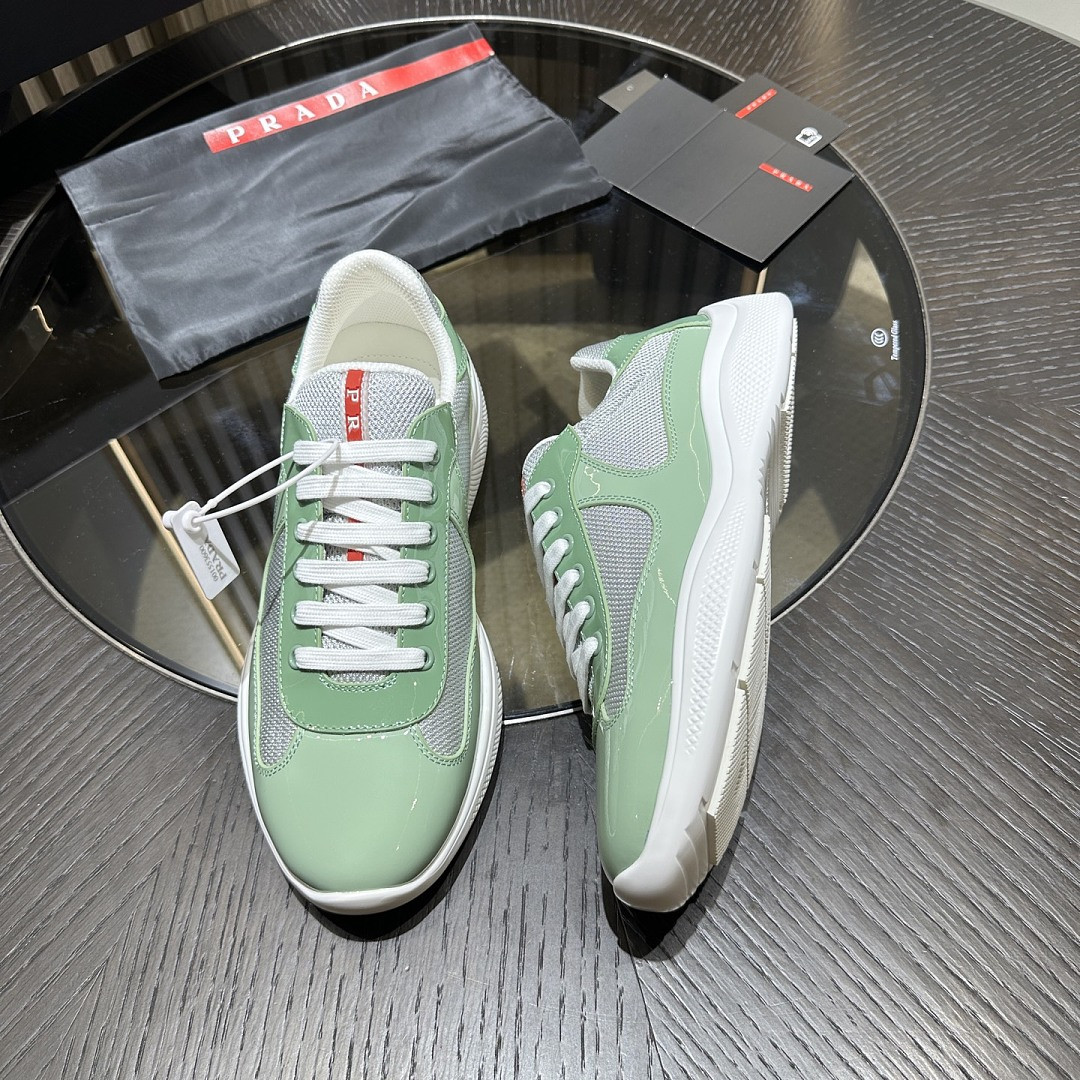 PA Low Sneakers