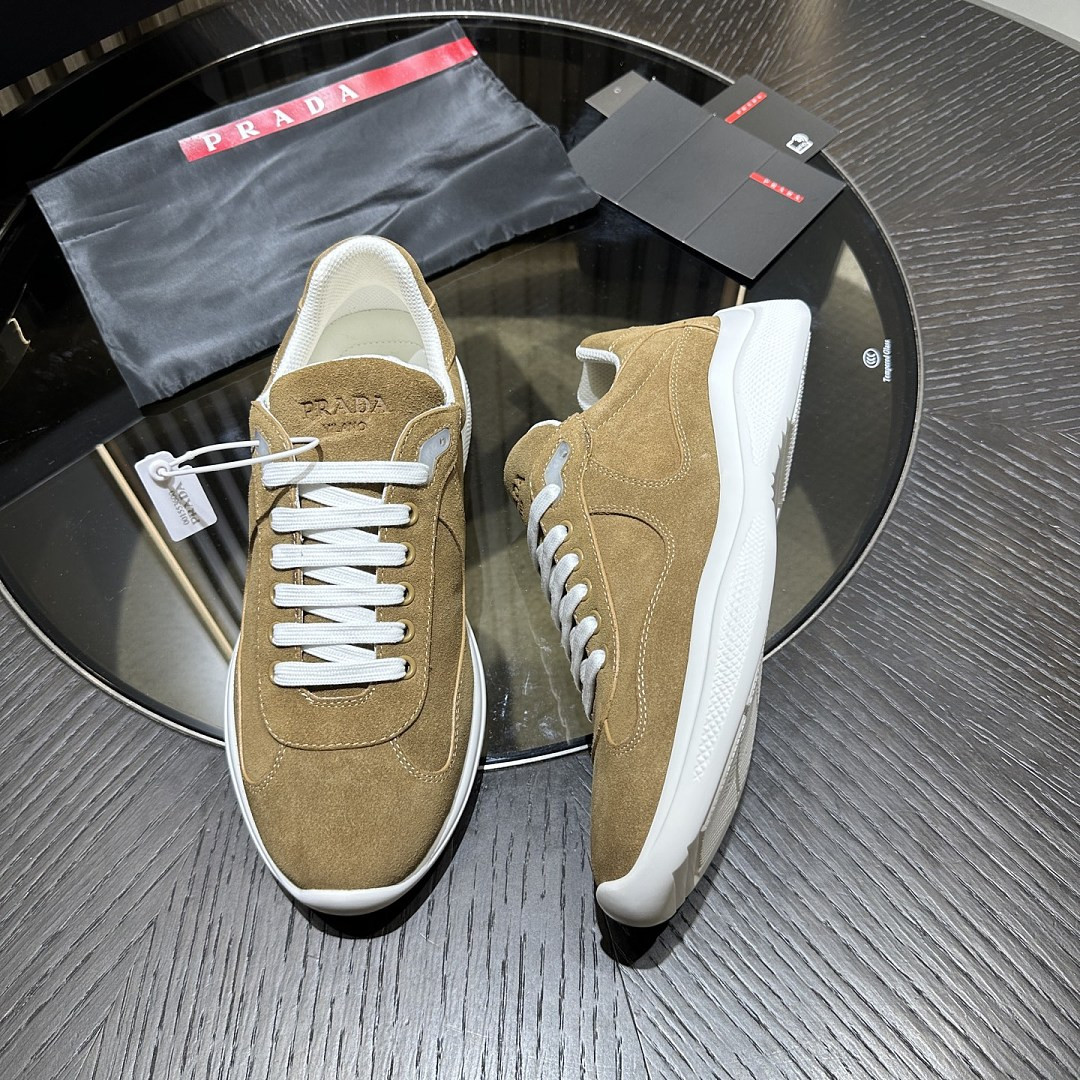 PA Low Sneakers