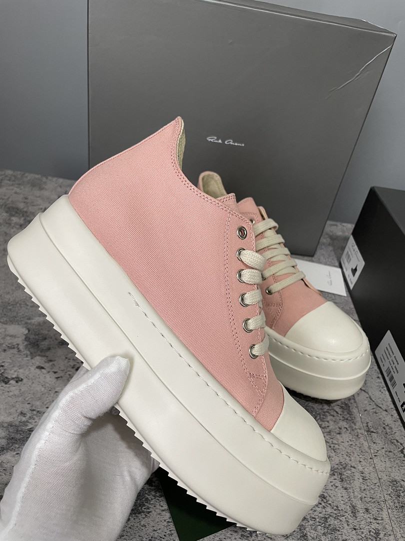RO Sneakers