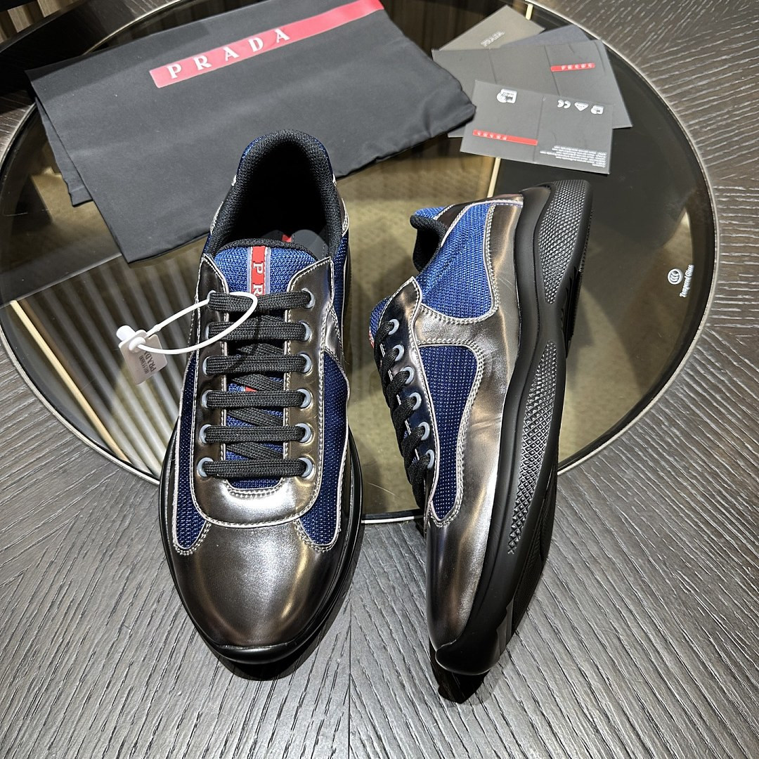 PA Low Sneakers