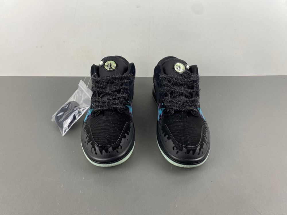 Air Jordan 1 Low “Fortune Fly” HQ3442-001