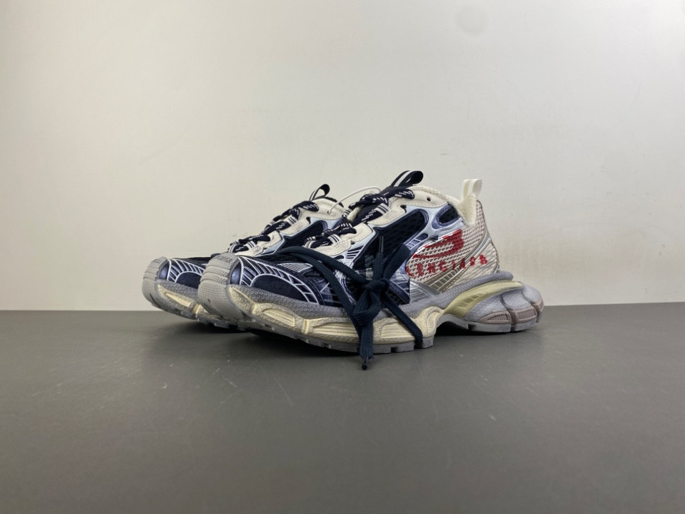 Ba1en*iaga Sneaker 3XL