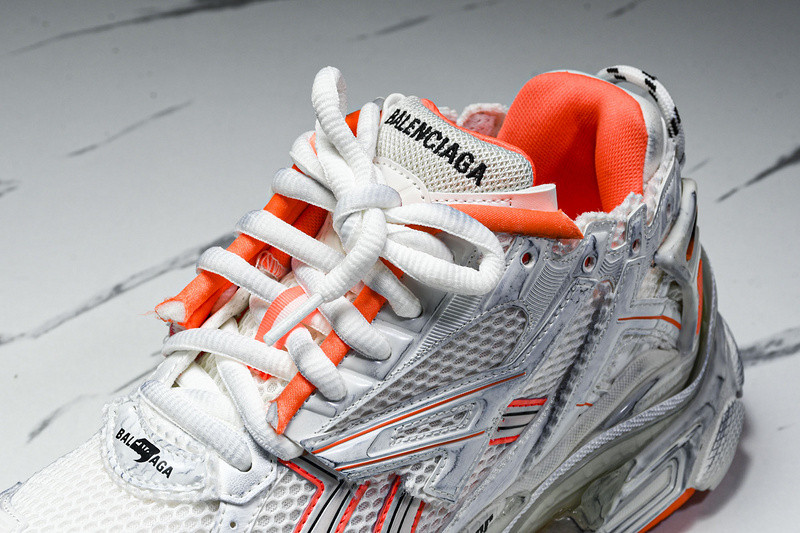 Balenciaga Runner W3RBM-9770