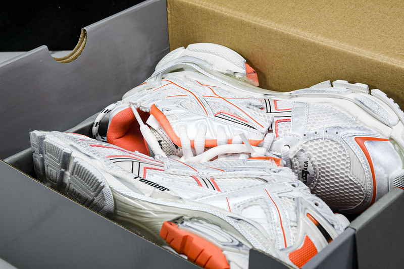 Balenciaga Runner W3RBM-9770