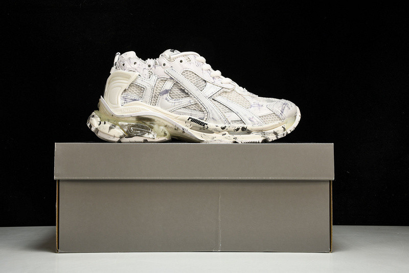 Balenciaga Runner W3RNY-2301