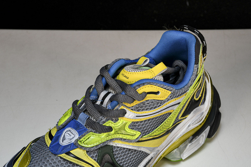 Balenciaga Runner W3RXP-0653