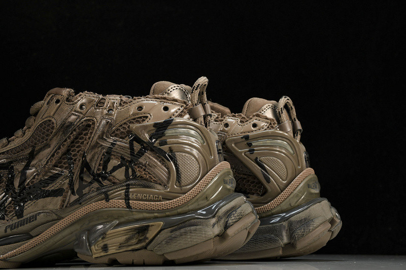 Balenciaga Runner W3RBQ-2010