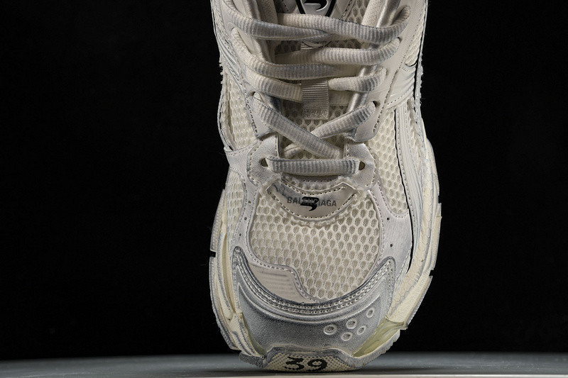 Balenciaga Runner W3RBW-0102